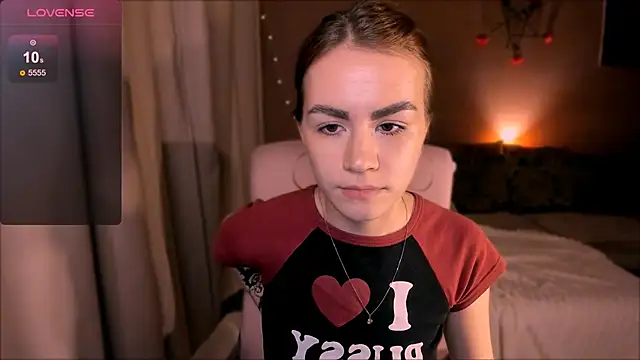 Snapshot of _selectrra chatting on 09-19-25, 07:25  selectrra online show from 09-19-25, 07:25