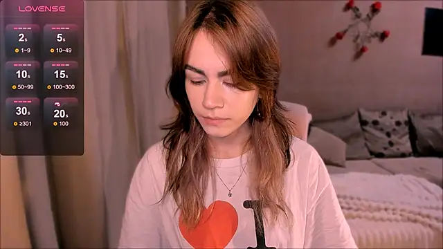 Snapshot of _selectrra chatting on 10-25-25, 08:03  selectrra online show from 10-25-25, 08:03