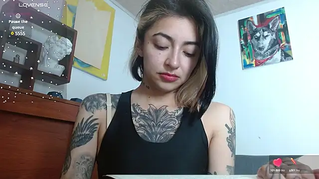 Snapshot of ZoeBakers_ chatting on 12-13-24, 11:55 ZoeBakers  online show from 12-13-24, 11:55