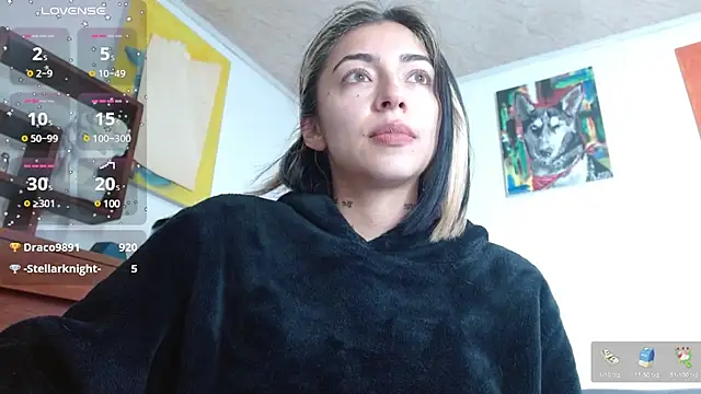 Snapshot of ZoeBakers_ chatting on 12-17-24, 01:38 ZoeBakers  online show from 12-17-24, 01:38