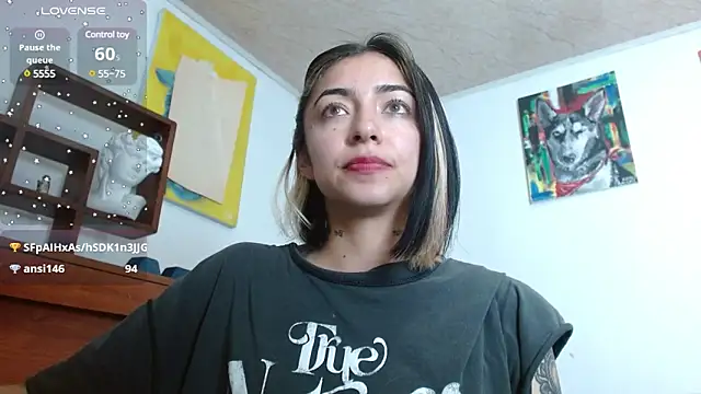 Snapshot of ZoeBakers_ chatting on 12-20-24, 02:05 ZoeBakers  online show from 12-20-24, 02:05