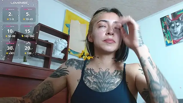 Snapshot of ZoeBakers_ chatting on 02-04-25, 01:48 ZoeBakers  online show from 02-04-25, 01:48