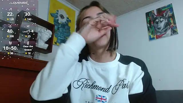 Snapshot of ZoeBakers_ chatting on 03-06-25, 02:18 ZoeBakers  online show from 03-06-25, 02:18