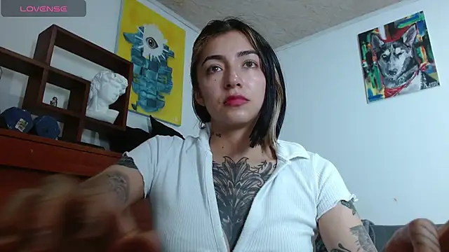 Snapshot of ZoeBakers_ chatting on 03-21-25, 12:18 ZoeBakers  online show from 03-21-25, 12:18