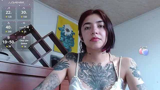 Snapshot of ZoeBakers_ chatting on 09-30-25, 04:12 ZoeBakers  online show from 09-30-25, 04:12