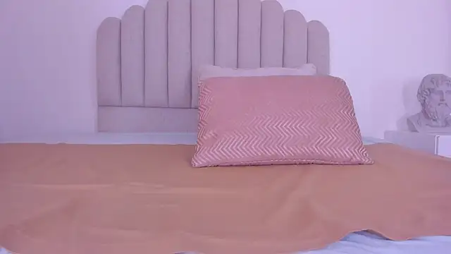 sarita duque online show from 10-30-25, 12:06