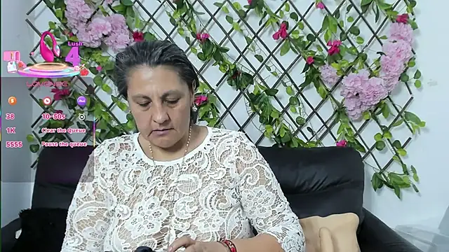 merlyna goldens online show from 10-22-25, 11:15