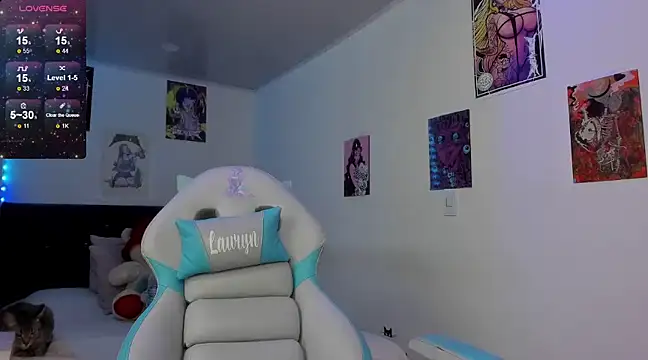 Lauryn muller online show from 01-14-25, 04:36