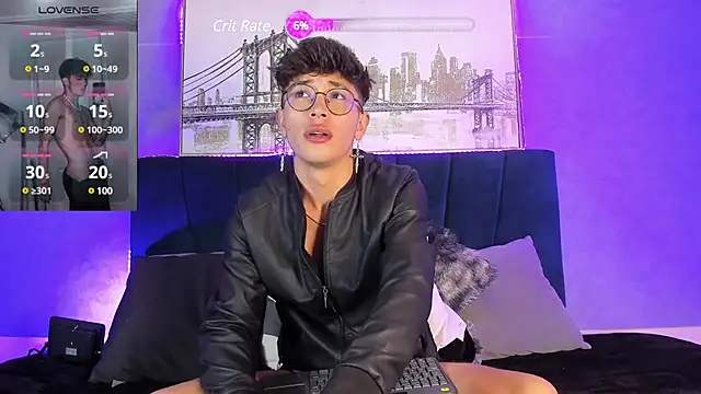 Snapshot of Andrew_thevil chatting on 12-12-24, 01:10 Andrew thevil online show from 12-12-24, 01:10