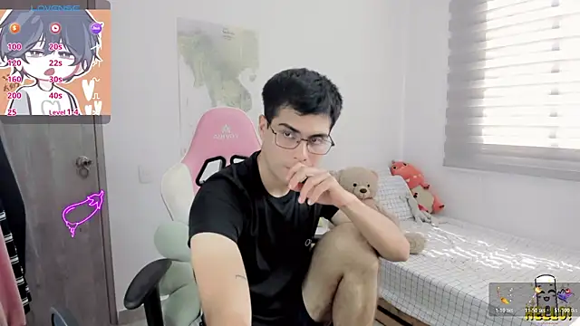 lucas cute online show from 05-21-26, 06:37