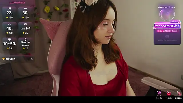 Snapshot of molly_russell chatting on 03-23-25, 02:26 molly russell online show from 03-23-25, 02:26