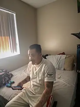 PeterGrandee online show from 09-15-25, 04:07