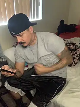 PeterGrandee online show from 09-18-25, 04:31