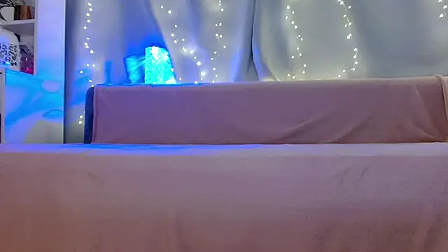 Imcarrieberry online show from 02-27-25, 05:26