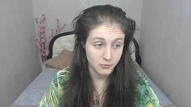 Holliy Cooper online show from 03-13-25, 07:53