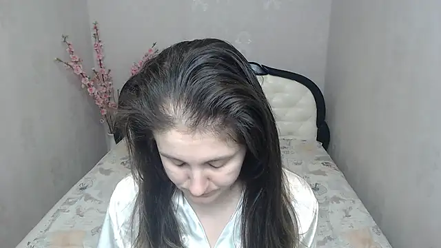 Holliy Cooper online show from 02-20-26, 08:05