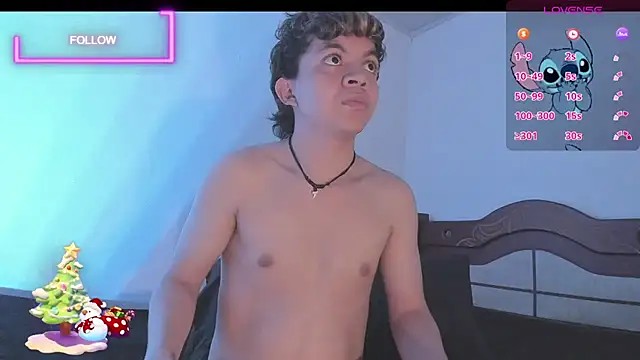 Snapshot of Lucaas_King chatting on 12-15-24, 12:17 Lucaas King online show from 12-15-24, 12:17