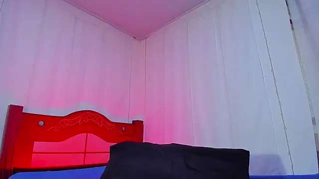 Snapshot of Lucaas_King chatting on 09-29-25, 10:31 Lucaas King online show from 09-29-25, 10:31