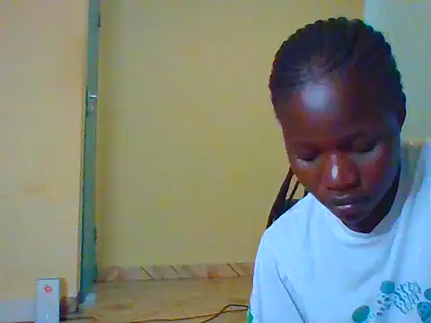 prettychic5 online show from 04-15-26, 08:10