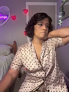 Snapshot of RoseMelanie chatting on 12-21-25, 06:48 RoseMelanie online show from 12-21-25, 06:48