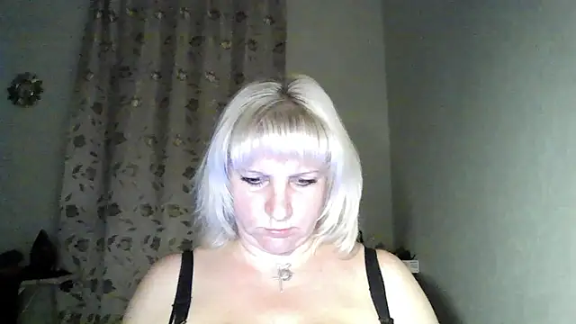 MeilomaWesa online show from 10-28-25, 02:31