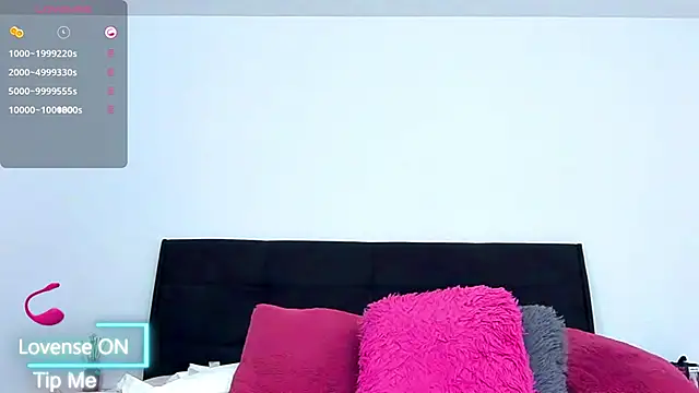 Snapshot of SelenaWest chatting on 10-09-25, 09:40 SelenaWest online show from 10-09-25, 09:40