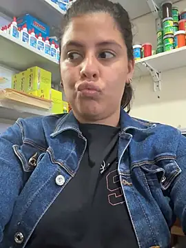 Snapshot of valelo chatting on 01-15-26, 08:56 valelo online show from 01-15-26, 08:56