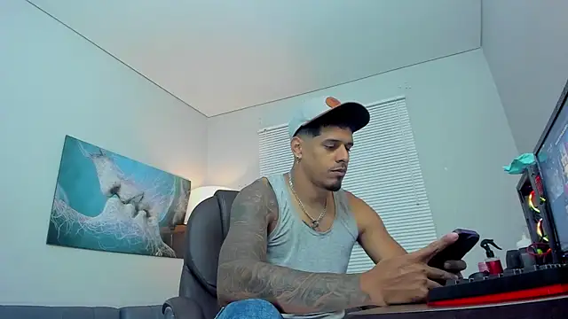 vincen jose online show from 10-23-25, 01:27