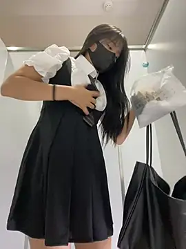 Snapshot of Asia-Lynn chatting on 03-02-25, 11:29 Asia-Lynn online show from 03-02-25, 11:29