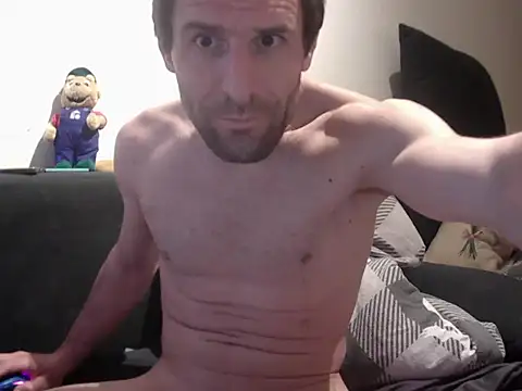 matejk online show from 04-21-26, 01:42