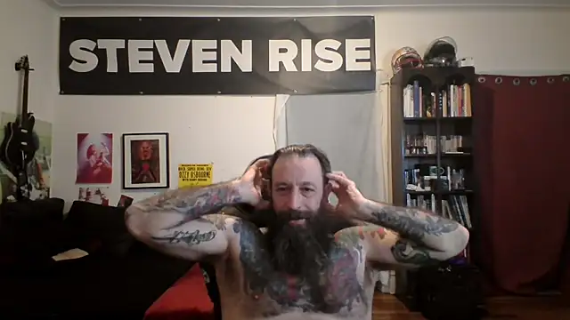Snapshot of StevenRiseNYC chatting on 05-31-26, 10:55 StevenRiseNYC online show from 05-31-26, 10:55