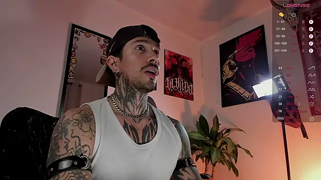 TigerStripes1  online show from 04-28-26, 04:39