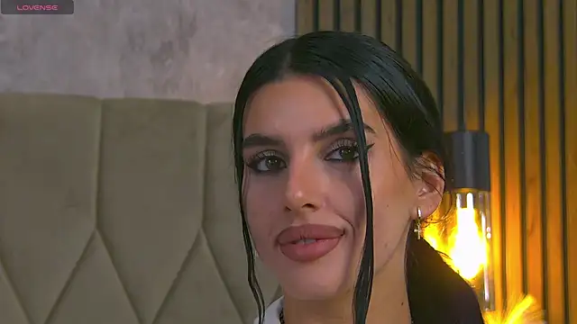 AmyBlair online show from 01-25-25, 06:57