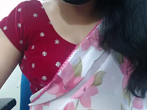 Lovely Siri 23 online show from 01-17-26, 11:52