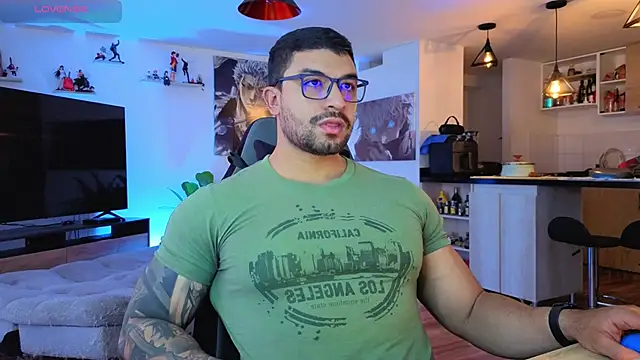 Michael Diamond online show from 09-25-25, 02:43