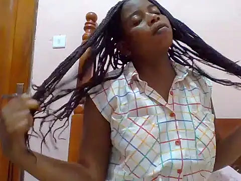 sweetbabra1 online show from 01-12-26, 05:23