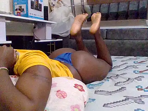 sweet-fancy online show from 09-09-25, 03:33