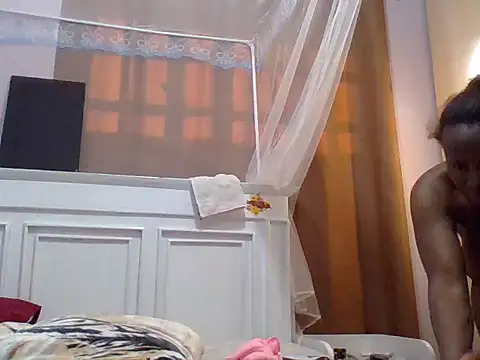Snapshot of sweet-fancy chatting on 06-05-26, 05:47 sweet-fancy online show from 06-05-26, 05:47