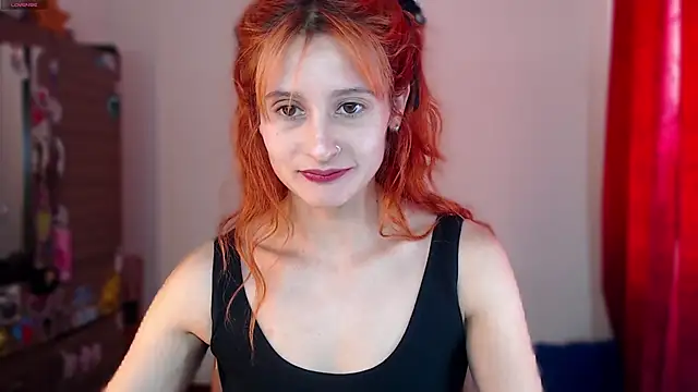 Snapshot of skinny_Raven chatting on 12-15-24, 06:59 skinny Raven online show from 12-15-24, 06:59