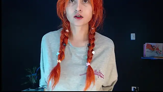 Snapshot of skinny_Raven chatting on 10-07-25, 03:20 skinny Raven online show from 10-07-25, 03:20