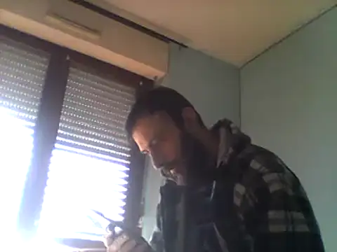 Snapshot of coppiasenzacensura chatting on 12-11-24, 09:30 coppiasenzacensura online show from 12-11-24, 09:30