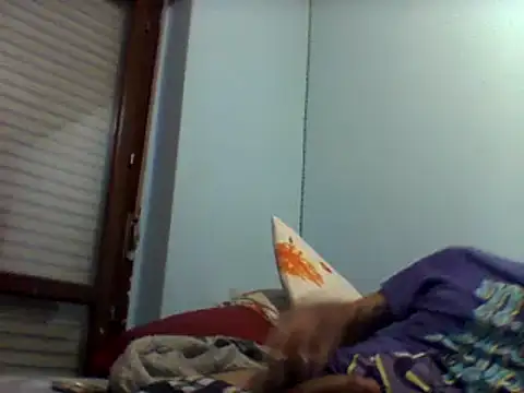 Snapshot of coppiasenzacensura chatting on 12-15-24, 04:26 coppiasenzacensura online show from 12-15-24, 04:26