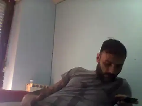 Snapshot of coppiasenzacensura chatting on 01-07-25, 10:32 coppiasenzacensura online show from 01-07-25, 10:32