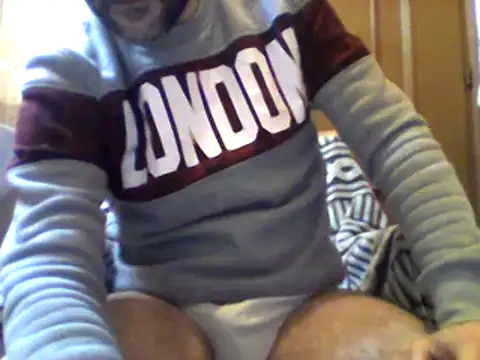 Snapshot of coppiasenzacensura chatting on 02-27-25, 08:17 coppiasenzacensura online show from 02-27-25, 08:17