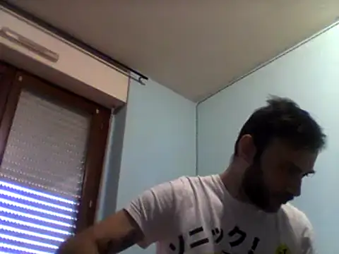 Snapshot of coppiasenzacensura chatting on 02-27-25, 03:59 coppiasenzacensura online show from 02-27-25, 03:59