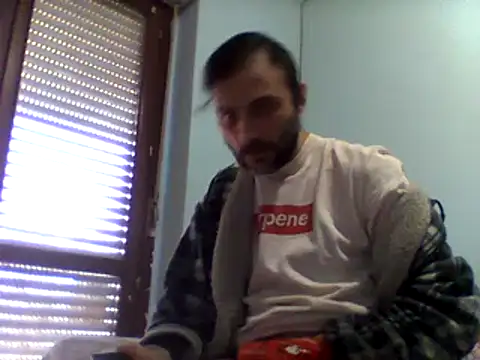 Snapshot of coppiasenzacensura chatting on 03-02-25, 02:00 coppiasenzacensura online show from 03-02-25, 02:00