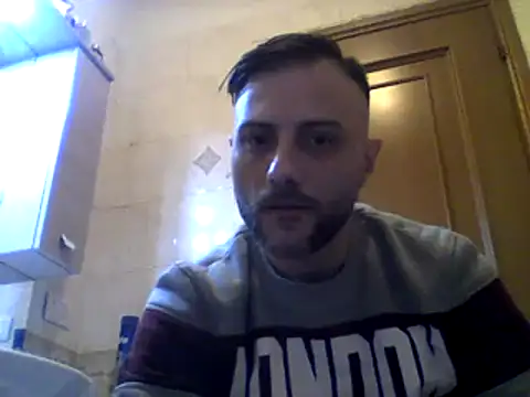 Snapshot of coppiasenzacensura chatting on 03-11-25, 09:59 coppiasenzacensura online show from 03-11-25, 09:59