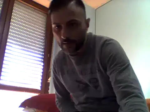 Snapshot of coppiasenzacensura chatting on 03-18-25, 07:08 coppiasenzacensura online show from 03-18-25, 07:08