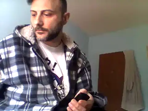 Snapshot of coppiasenzacensura chatting on 03-21-25, 07:44 coppiasenzacensura online show from 03-21-25, 07:44