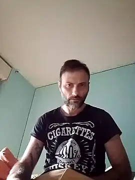 Snapshot of coppiasenzacensura chatting on 09-24-25, 09:23 coppiasenzacensura online show from 09-24-25, 09:23